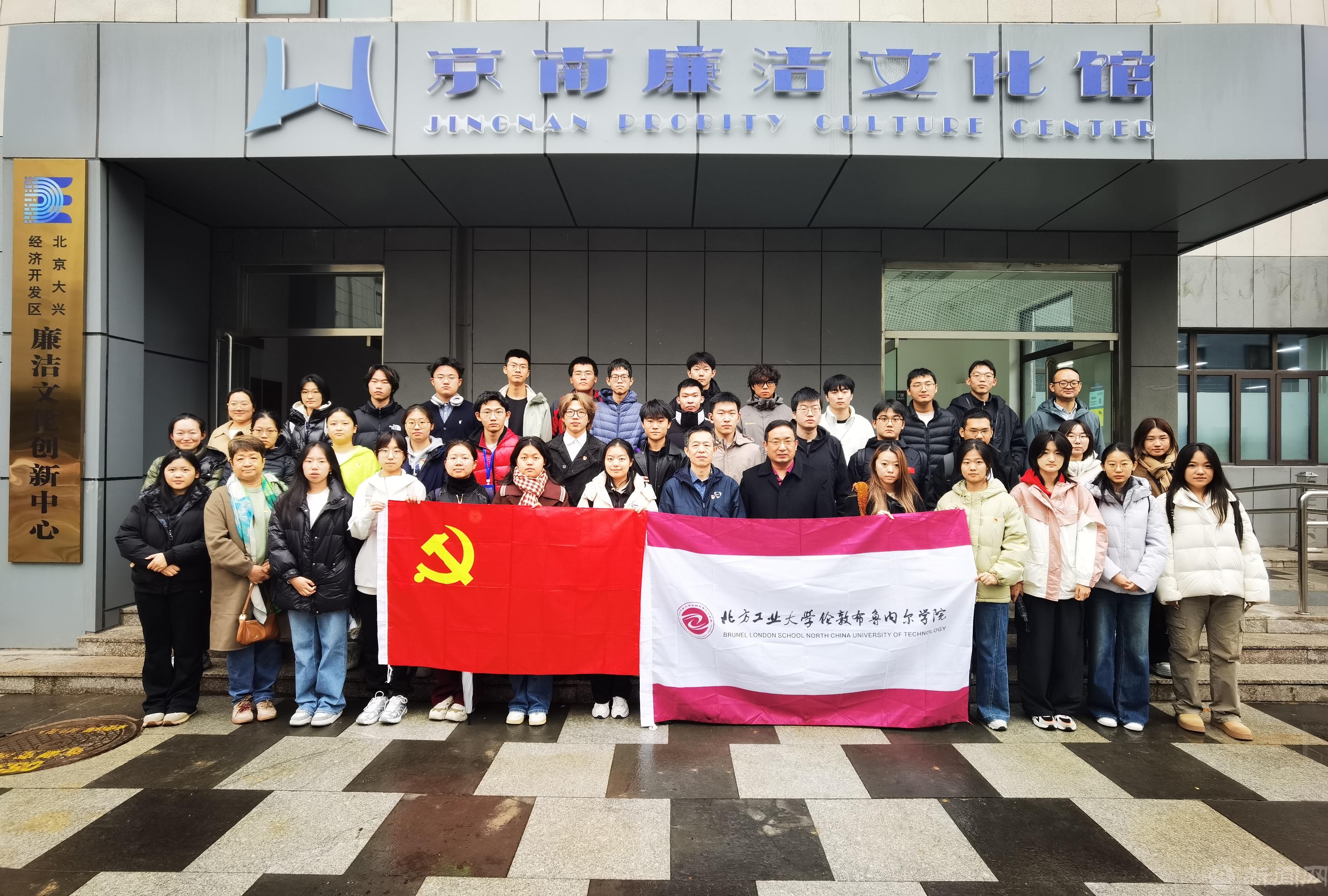 83d9b82baf8d5afa9a1fb31624f05830.jpg 83d9b82baf8d5afa9a1fb31624f05830.jpg